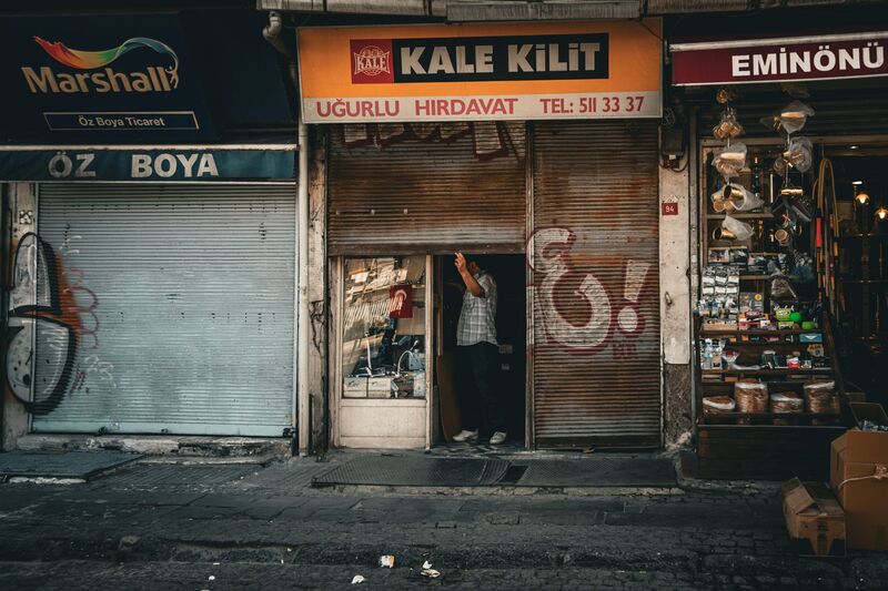 Franchise retail storefront on an Auckland street served by multi-location SEO