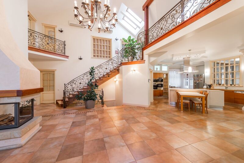 Modern mansion interior in an Auckland prestige suburb